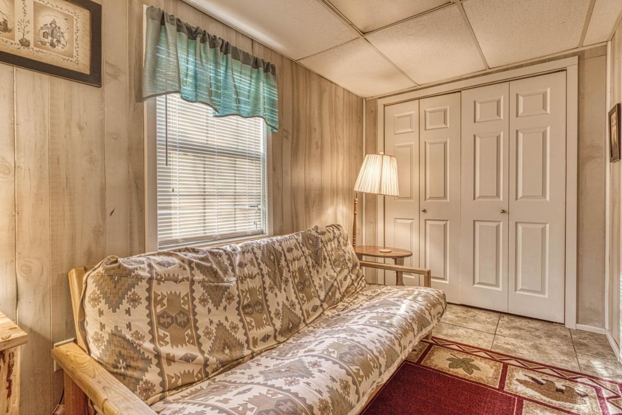 Bear Den, Hot Tub, 1089 Of Free Attraction Tickets For Each Paid Day, Dollywood And More! Sevierville Exterior foto